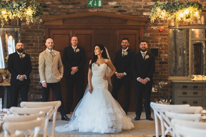 Congratulations to the wonderful Sareena & Ross 🤍✨ @sareena_rickett @ross_salmon85 What an incredible day, filled with genuine emotions, laughter, happy tears, and unforgettable moments. It was an abs